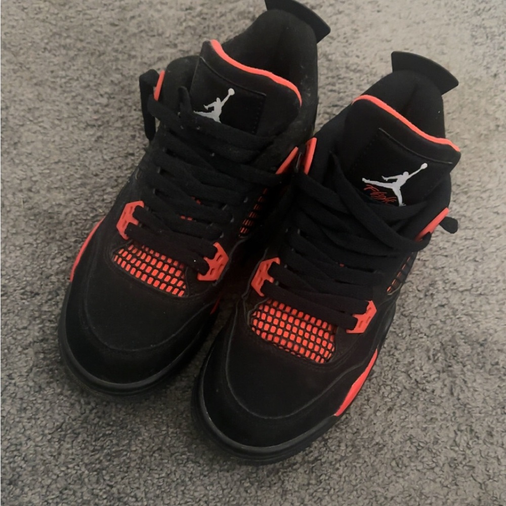 Jordan Men's Black and Orange Sneakers